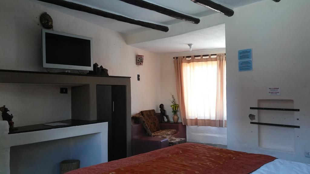 Pozo Del Cielo Hotel Chivay Buitenkant foto