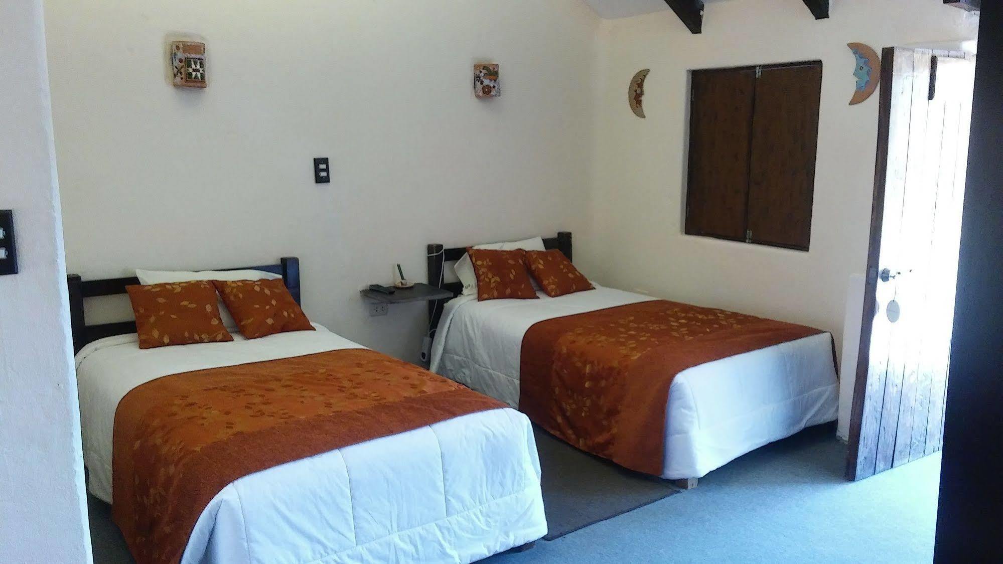 Pozo Del Cielo Hotel Chivay Buitenkant foto